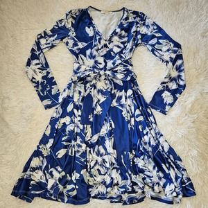 Yumi Kim Running in Circles Dress in Blossom Dandy Blue White Floral Wrap Small